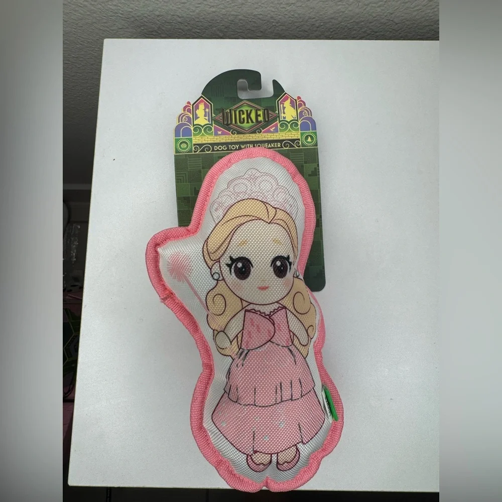 Wicked Glinda Upland 9’ Dog Toy w Squeaker NWT